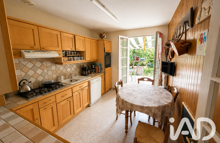 Vente Maison/villa 8 pièces — photo 2