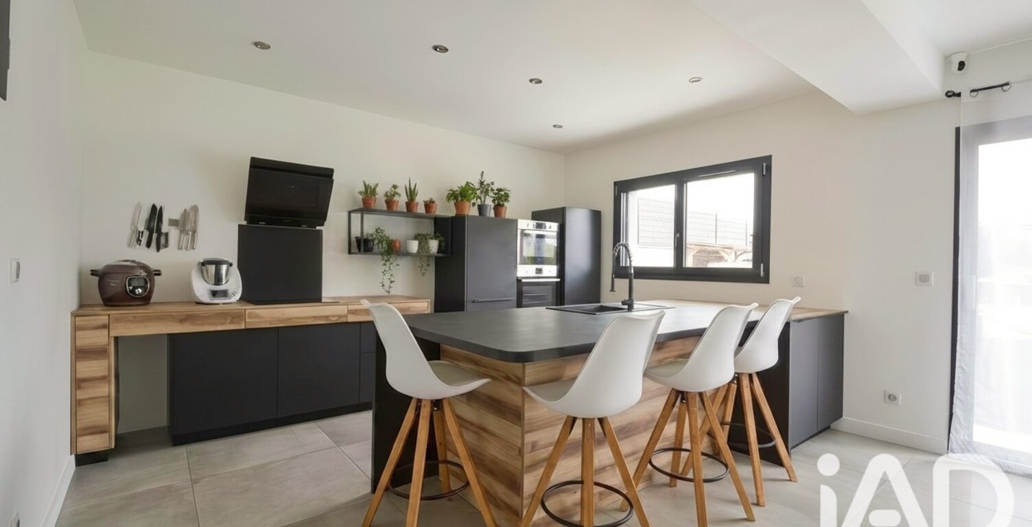 Vente Maison traditionnelle 7 pièces — photo 1