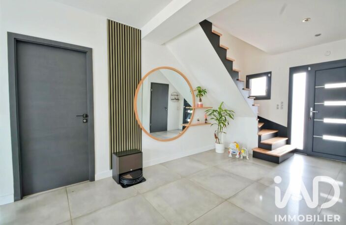 Vente Maison traditionnelle 7 pièces — photo 2