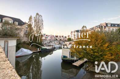 Appartement 4 pièces 1560 €