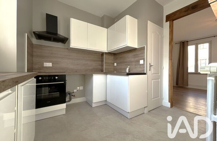 Location Appartement 5 pièces — photo 2