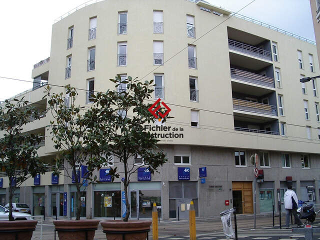 GARAGE — photo du bien