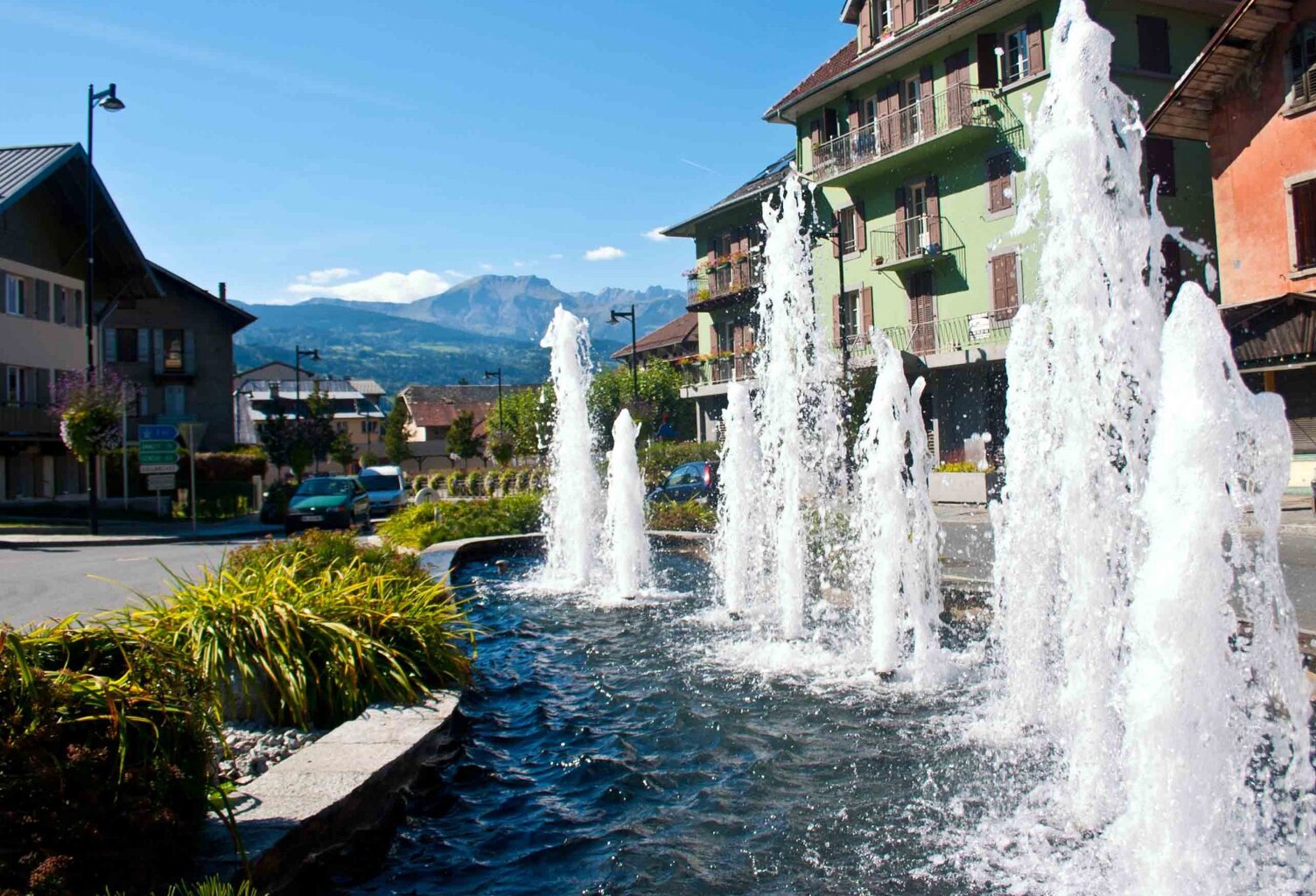 Local commercial — photo 1