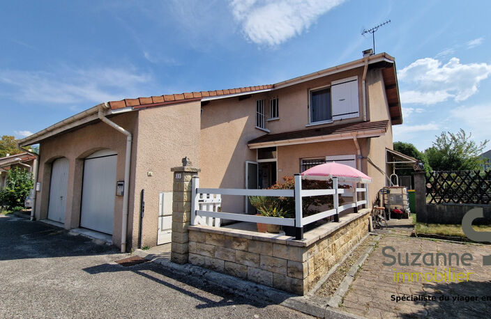 GRENOBLE  Maison familiale de type T5 avec jardin, véranda e — photo 2