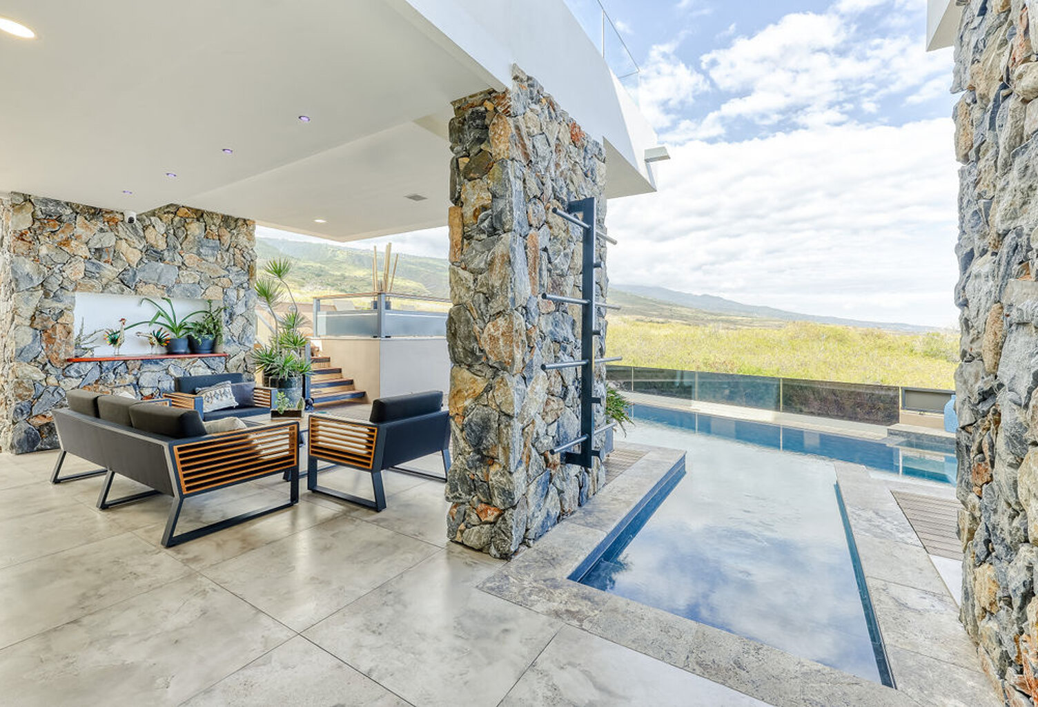 A Vendre - Villa d'exception 187 m2 avec piscine à Trois-Bas — photo 1