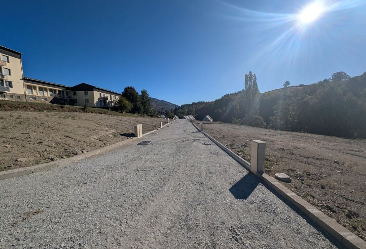 Terrain — photo 1