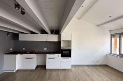 Appartement 4 pièces 1015 €