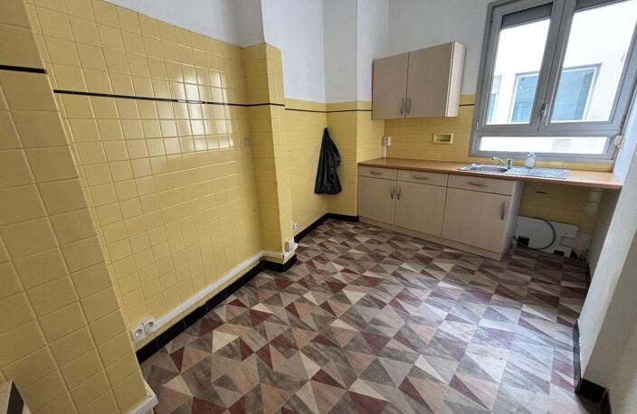 Location appartement 3 pièces 85 m² à Toulouse (31000) — photo 4