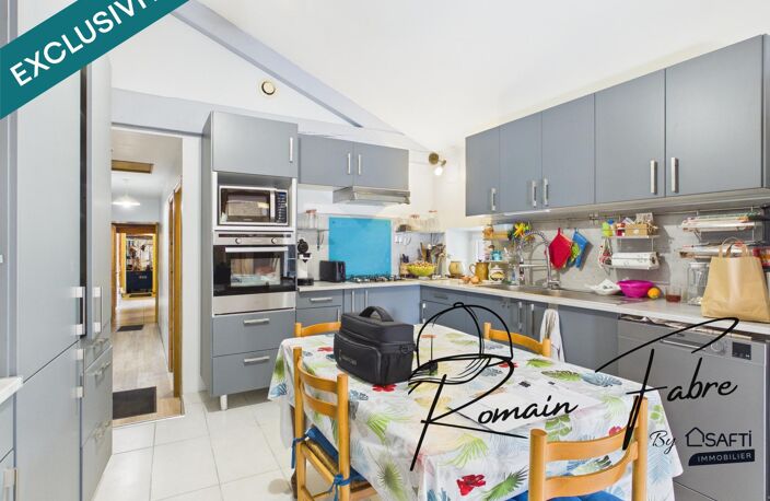 Maison en pierre de 230 m2 avec 4 chambres, garage attenant et arrières chais — photo 5