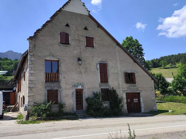 Gîte rénové de 271 m² en station de ski Vercors Trièves — photo du bien