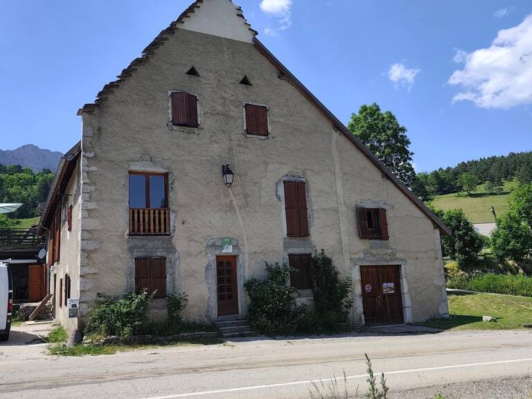 Gîte rénové de 271 m² en station de ski Vercors Trièves — photo 1