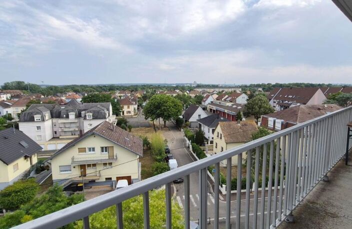 Appartement au 5e et dernier étage avec ascenseur PMR — photo 3
