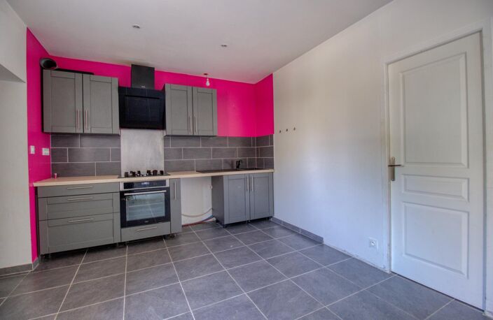 Maison de ville familiale de 152 m² avec grand jardin de 1 526 m², commerces à pied! — photo 3