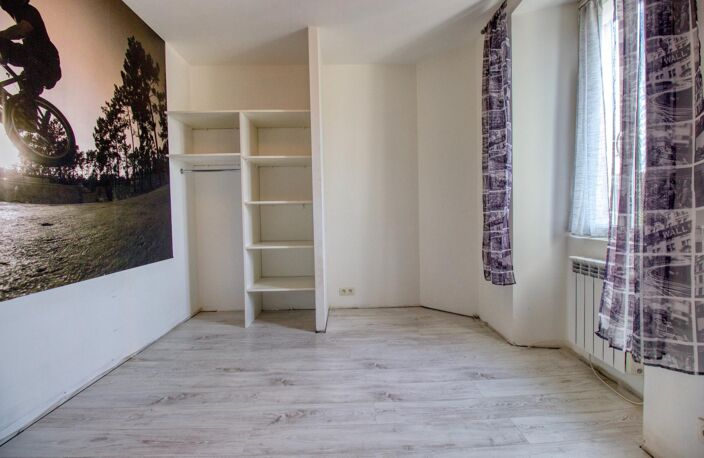 Maison de ville familiale de 152 m² avec grand jardin de 1 526 m², commerces à pied! — photo 5
