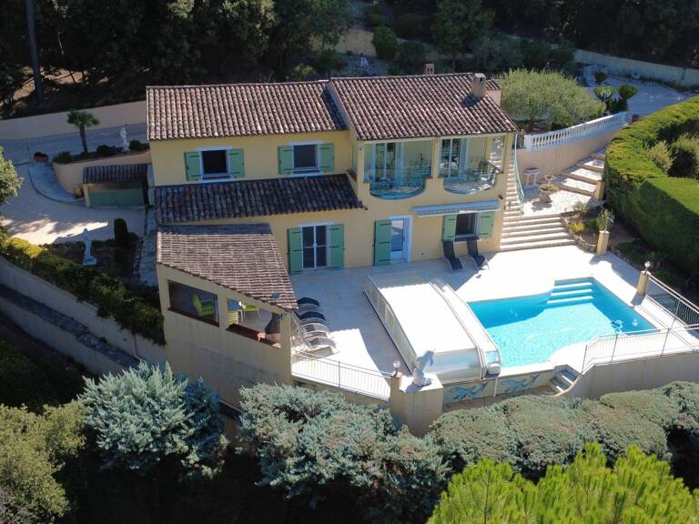 Villa de 168m2 avec vue sur les collines au Tignet — photo 1