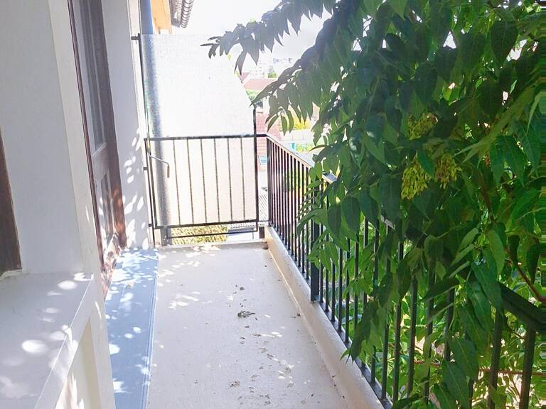 Appartement à Châteauroux, proche de toutes commodités, dans résidence très calme en retrait de la circulation. — photo 1