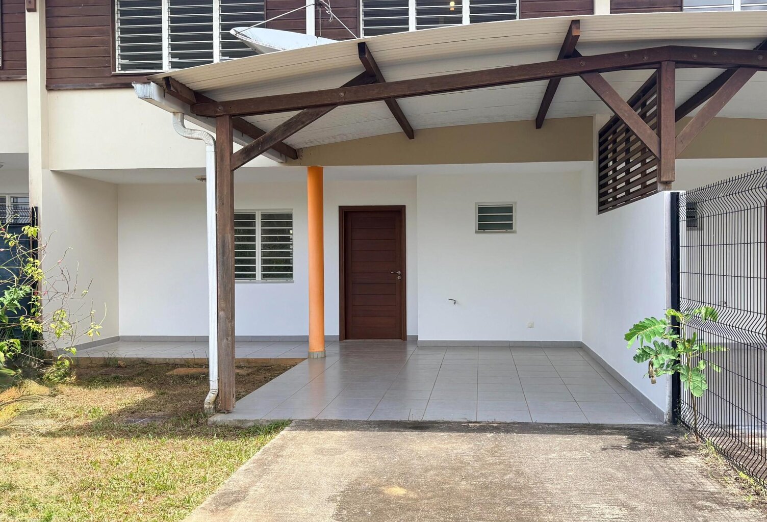 MAISON T4 MITOYENNE 84m²+TERASSE COUVERTE-MACOURIA — photo 1