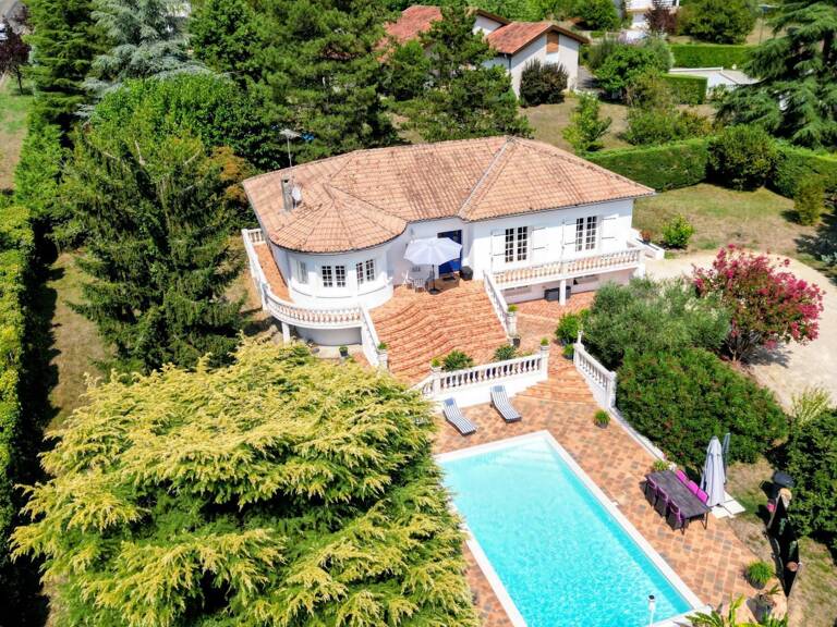 Maison de charme de 209m2 avec piscine et vue dominante sur les hauteurs d'Agen — photo 1