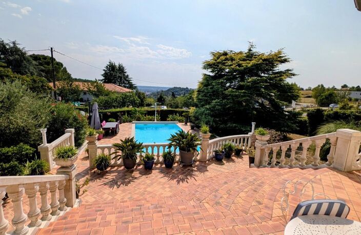 Maison de charme de 209m2 avec piscine et vue dominante sur les hauteurs d'Agen — photo 2