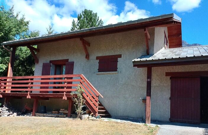 Maison avec terrain à 5mn de jausiers et 10 mn de Barcelonnette — photo 2