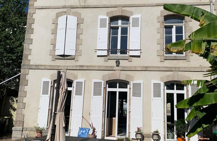 MAISON BOURGEOISE EN CENTRE VILLE — photo 2