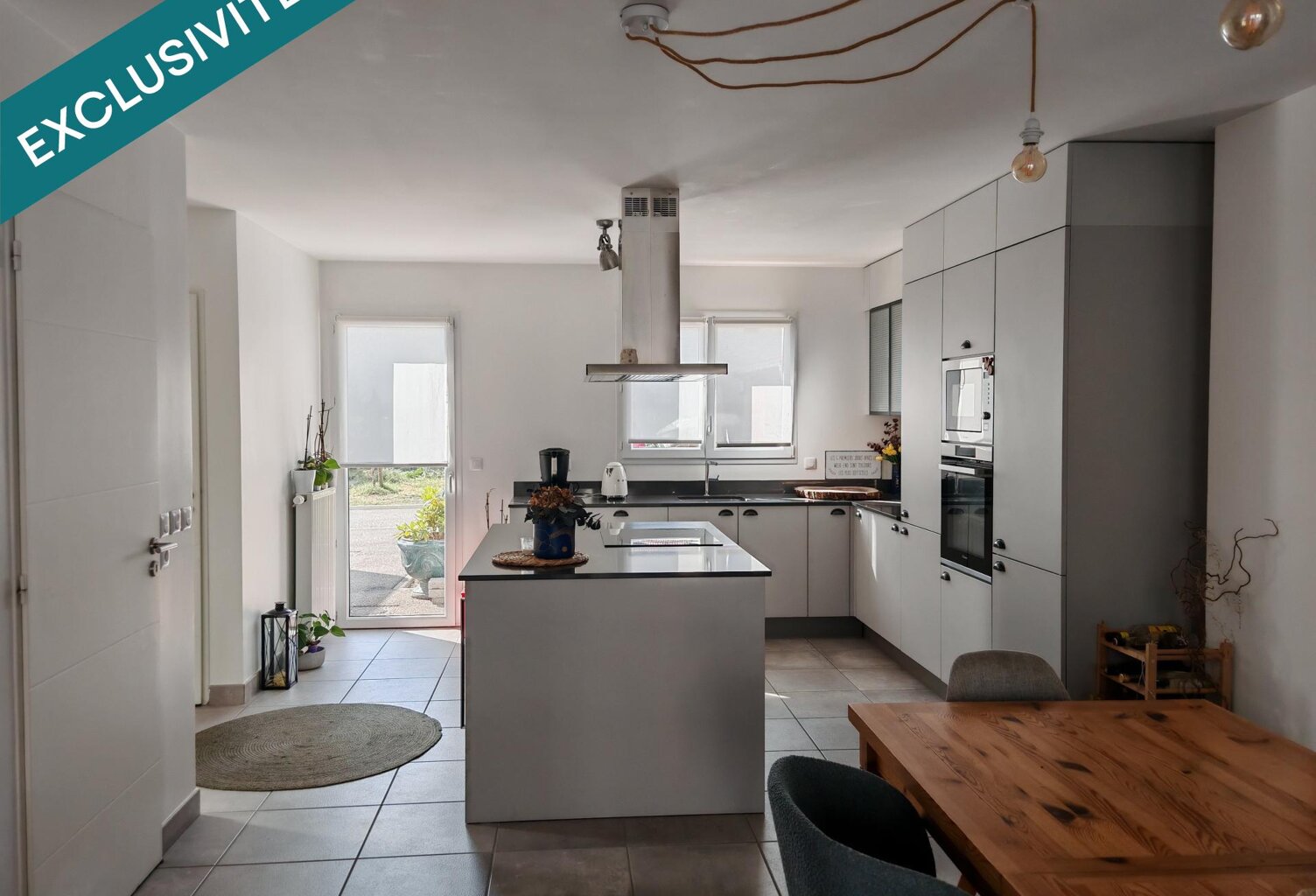 Maison  CESSY — photo 1