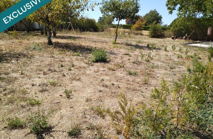 Verger clôturé en bordure du village. — photo 4