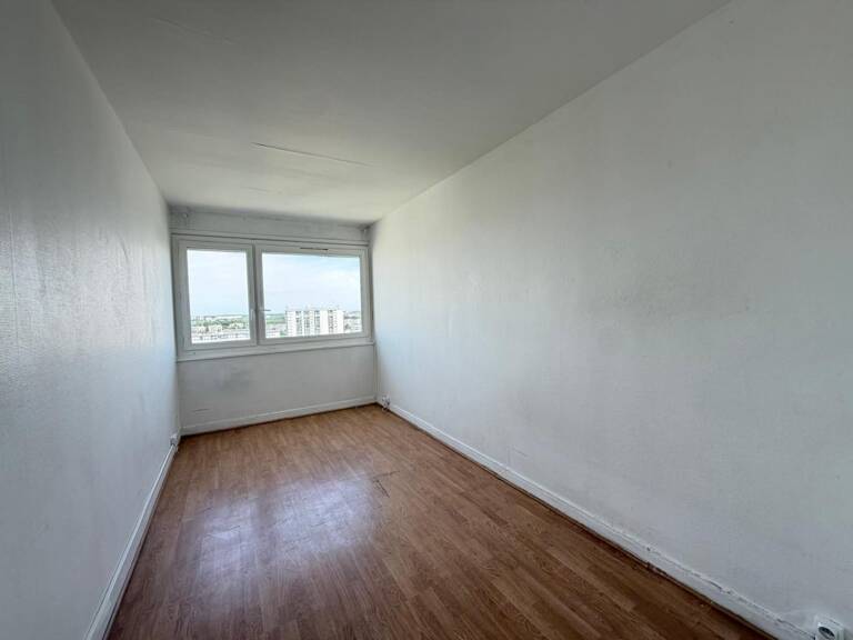 LUMINEUX T5 DE 90m2 — photo 1