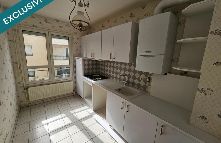 Appartement F2 64 m² Quartier La Rotonde vue Lac d' Allier — photo 3