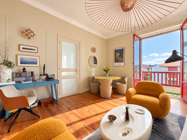 MAGNIFIQUE T2 BIS/T3 RENOVE DE 64M2 COEUR DE PLAGE — photo du bien