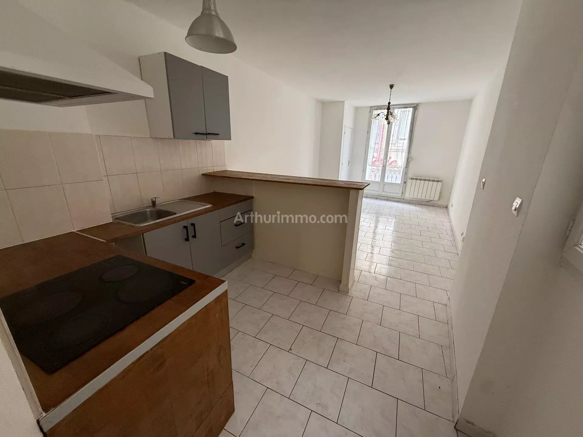 Appartement 2 pièces 57 m² · à Lodève · 57 m² · 470 €