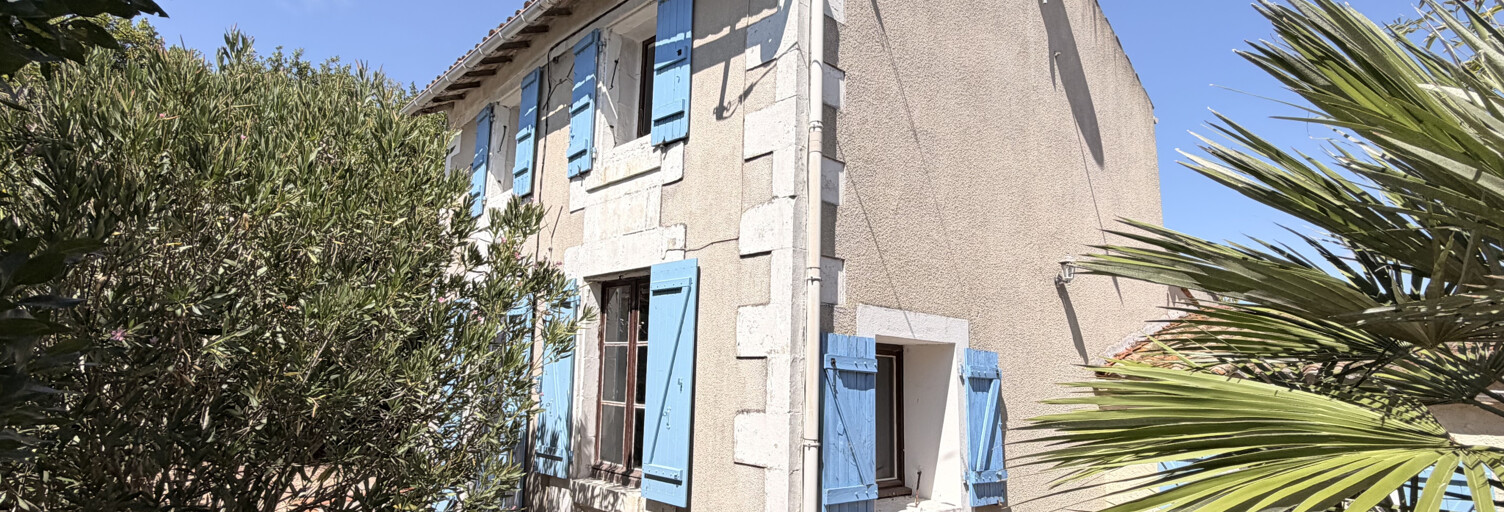 Maison 5 Pièces 112 m² à vendre à Dœuil-sur-le-Mignon (17330)