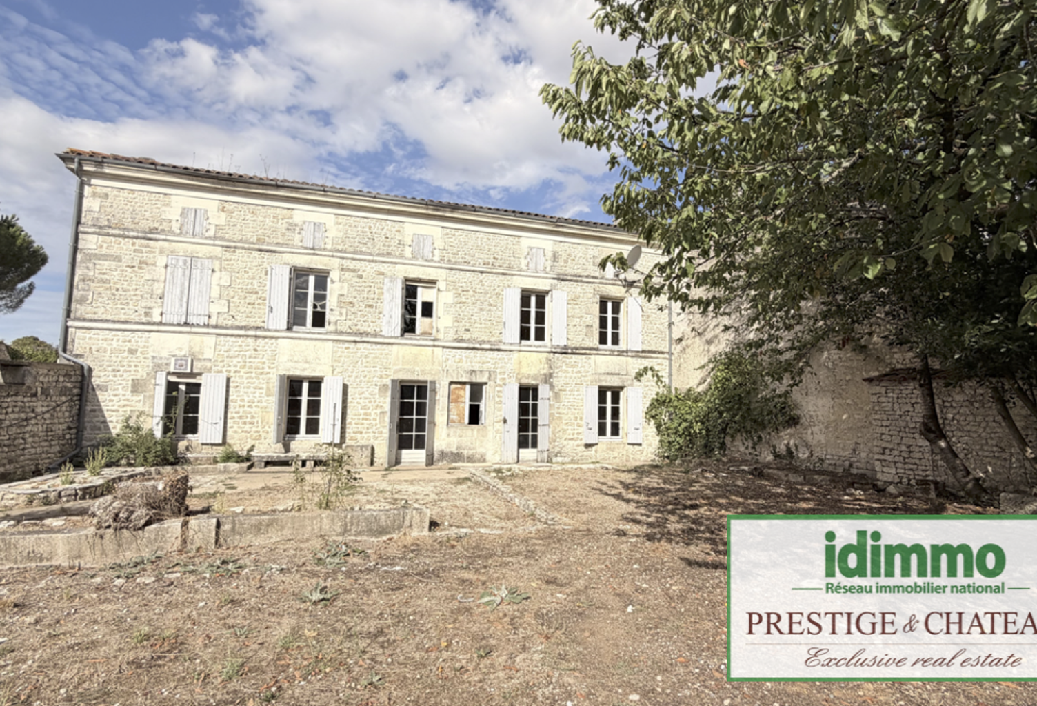 Propriété charentaise à rénover — photo 1