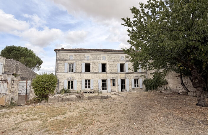 Propriété charentaise à rénover — photo 2