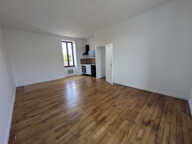appartement au 1er étage d'une maison avec garage — photo 2