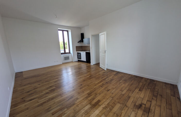 appartement au 1er étage d'une maison avec garage — photo 2