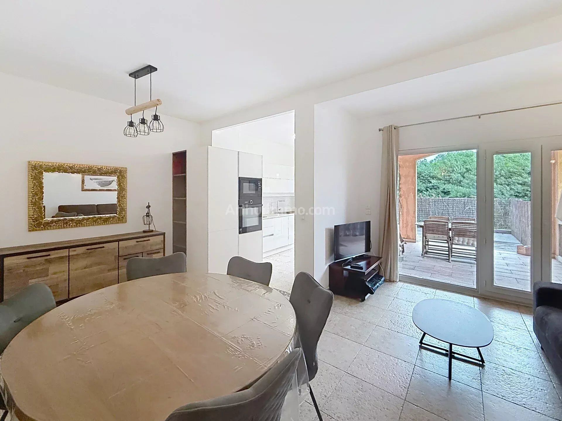 Appartement 3 pièces 77 m² · à Calvi · 77 m² · 375 000 €