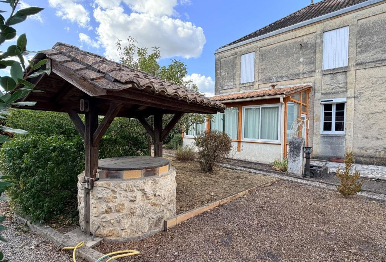 ST YZAN DE SOUDIAC MAISON 5 CHAMBRES — photo 1