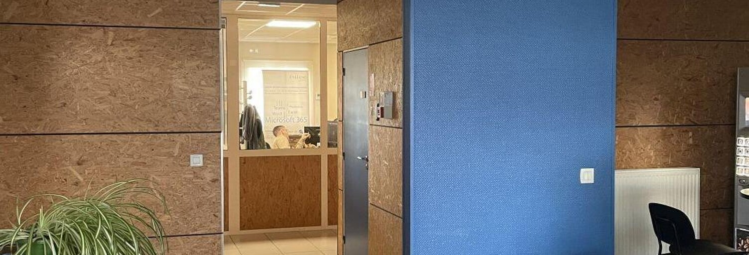 Bureau 30 Pièces 1385 m² à louer à La Chapelle-Saint-Luc (10600)