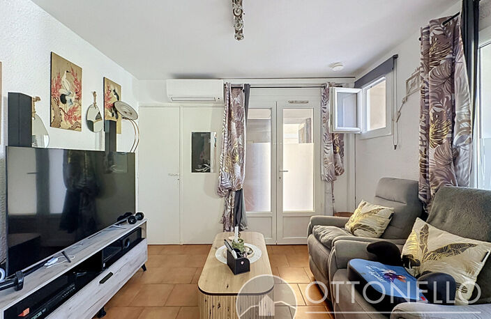 Appartement Roquebrune Sur Argens 2 pièces 33 m2 avec cour extérieure de 70 m2 — photo 3