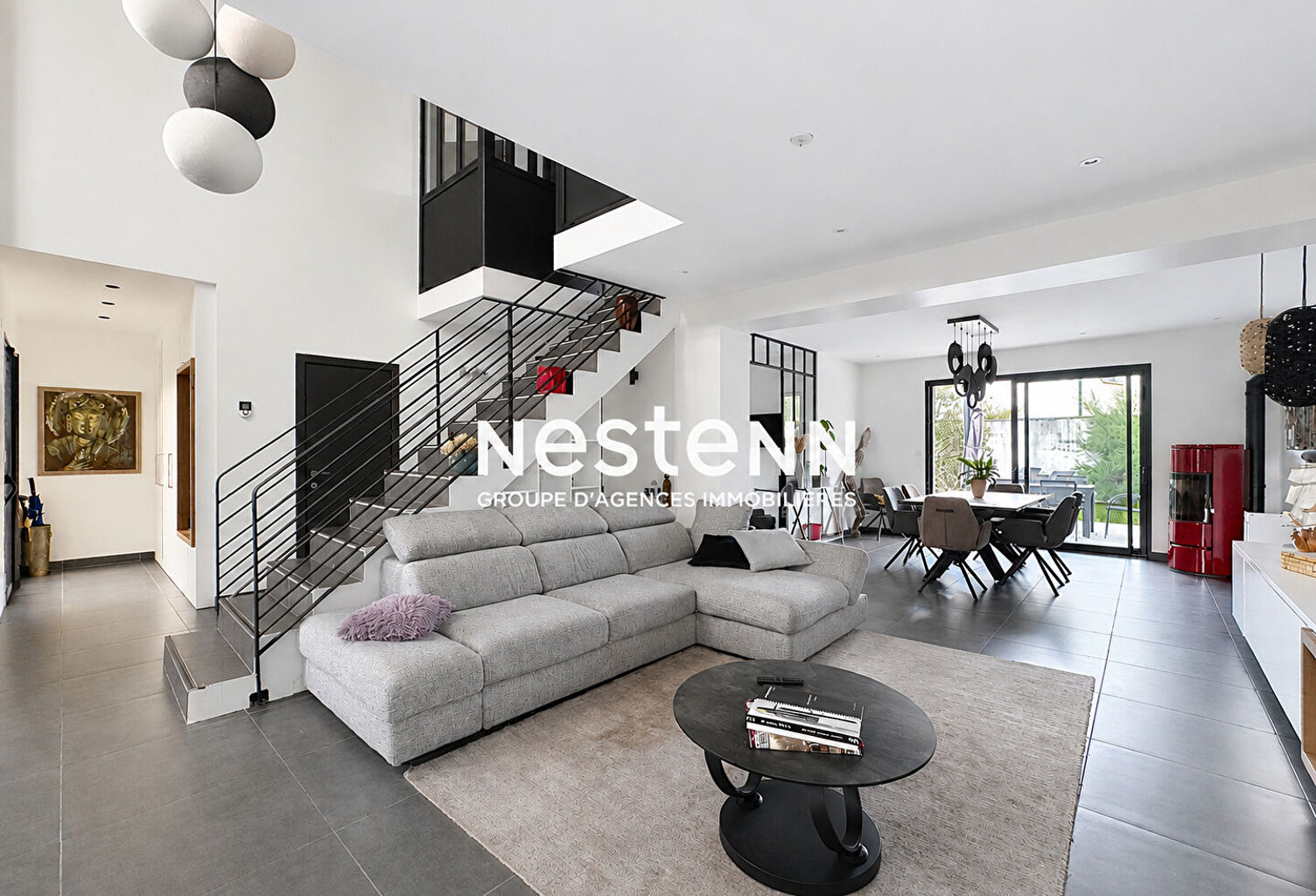 GOUVIEUX CENTRE, MAISON D'ARCHITECTE-TOIT PLAT 135 M² HABITABLES -JARDIN — photo 1