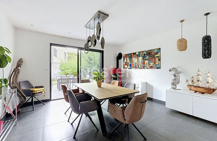 GOUVIEUX CENTRE, MAISON D'ARCHITECTE-TOIT PLAT 135 M² HABITABLES -JARDIN — photo 3