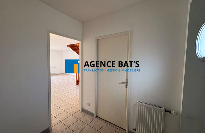Pavillon T5 garage et jardin — photo 2