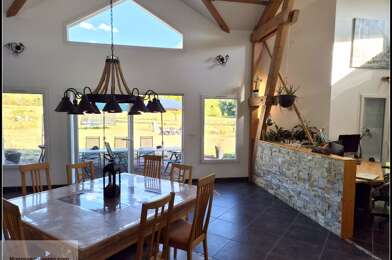 Maison 10 pièces 472000 €