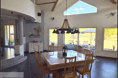 Maison 10 pièces 472000 €