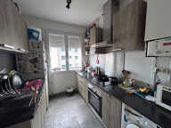 Bizanos Appartement 3 chambres,2 places de stationnement et garage,cave — photo 2