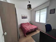 Bizanos Appartement 3 chambres,2 places de stationnement et garage,cave — photo 4