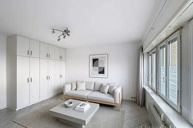Appartement 3 pièces 830 €