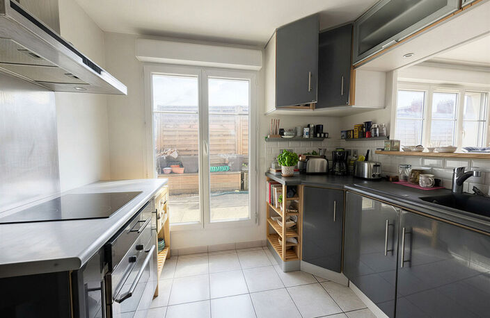 Appartement Aubervilliers 5 pièce(s) 98.85 m2 — photo 2