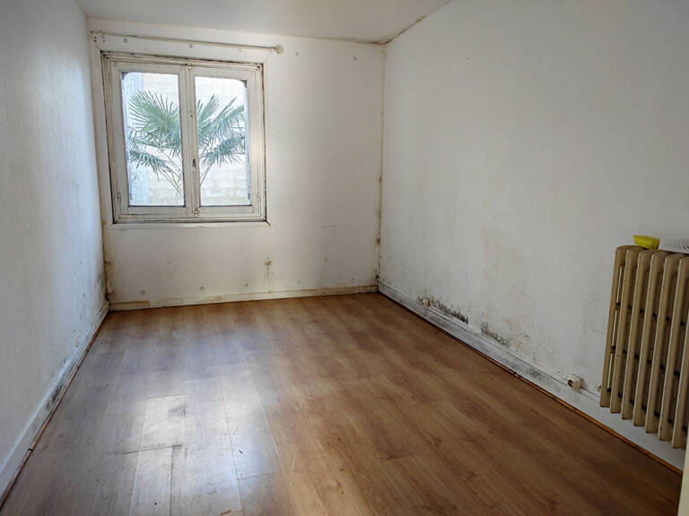 A vendre immeuble avec 2 appartements à Pomerol — photo 1
